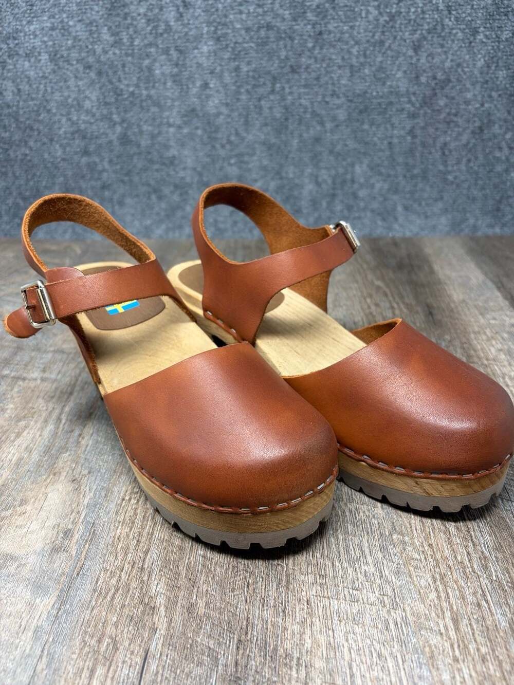 MIA Abba Womens 38/ 7.5 Shoe Brown Leather Slingback Swedish Clog Heel Sandals